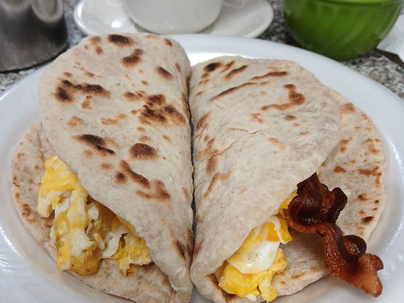 Mendez Cafe food